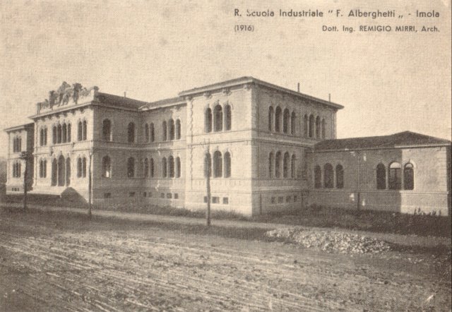 Scuole Alberghetti anno 1916