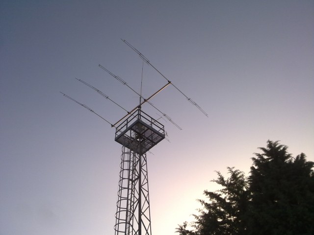 Antenna tribanda KLM 4 elementi